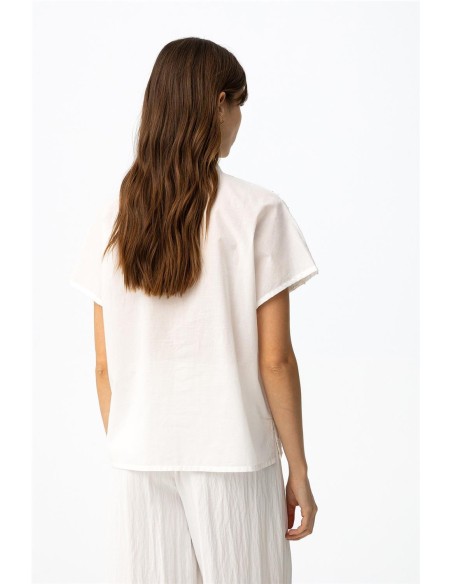 BLUSA BORDADA